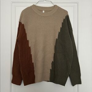 Cozy Women’s Tri-Tone Crewneck Sweater